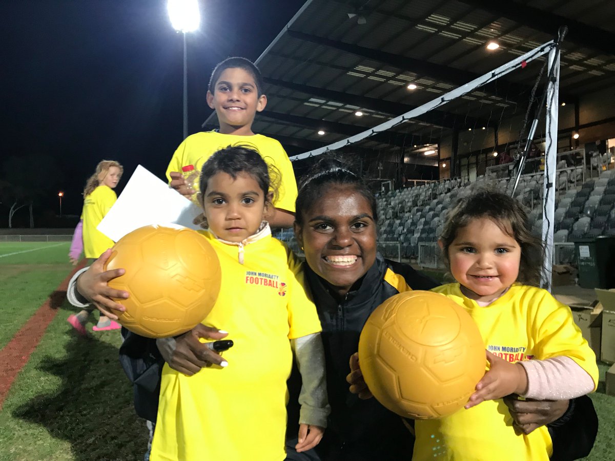 FootballJMF's tweet photo. Thank you @football_united and @sfw_tweets for the kind donation of #oneworldfutbols to the @footballJMF children in Dubbo. This will help to grow the game using the values of fair play, team work and leadership. #football3 #football4good https://t.co/VtPwH0r804