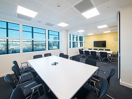 Regus Heathrow tweet media