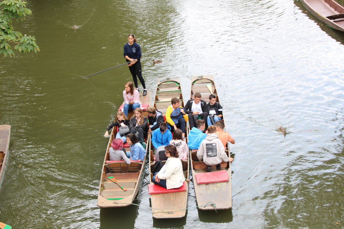 churchill_house's tweet photo. A few photos from our weekend trips to Oxford and Cambridge with Ramsgate Homestay. A little rain didn’t stop the students from having a fantastic time with our activity leaders 😄😄 #churchillhouse #Summer2019 https://t.co/nJrtCaPozU