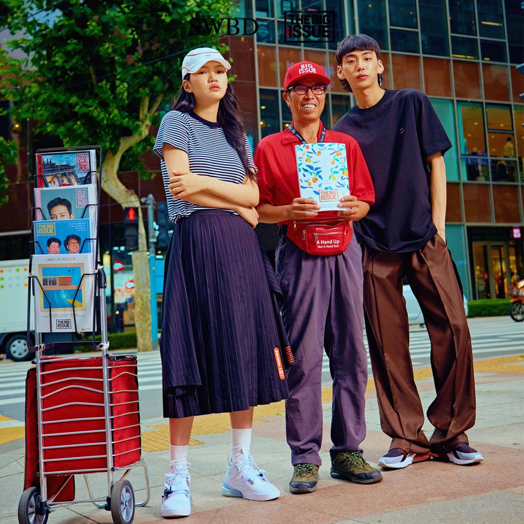 bigissuekorea's tweet photo. [SWBD X BIG ISSUE Collaboration]

#소윙바운더리스 와 #빅이슈코리아 가 콜라보레이션을 진행하였습니다👏🏻👏🏻

힙합퍼 'SWBD X BIG ISSUE 콜라보 아이템' 바로가기 ➡ https://t.co/ybHI2AOCVT
⠀
#swbd #bigissue https://t.co/vwPdzqKjoZ