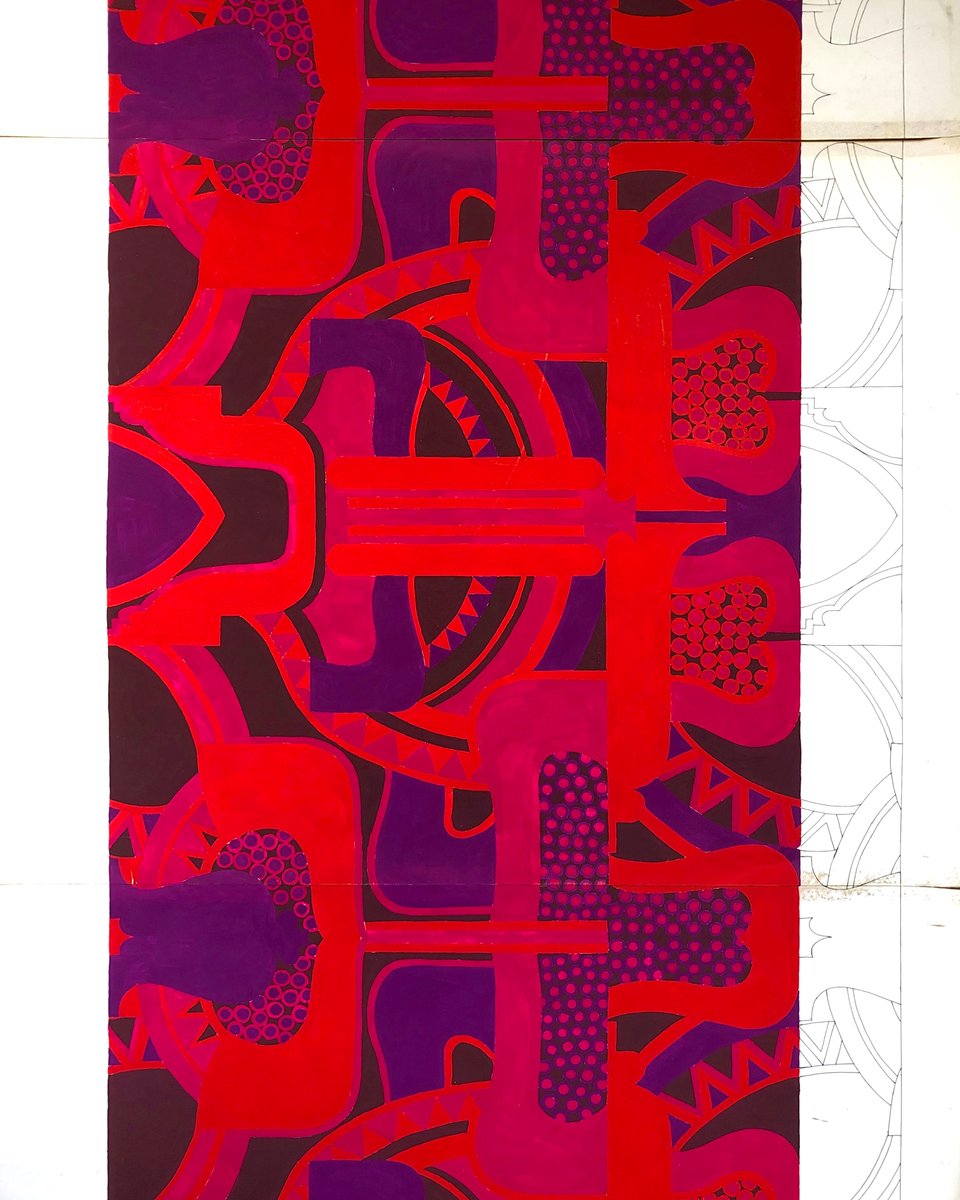 Gainsweaving's tweet photo. One of our more contemporary artworks from the archive in vivid colour blocks. Strikingly wonderful 80's design at its best!
#Gainsboroughweaving
#80s #artwork #colourpop #80schild ##interiorfabric #interiordesigner #interiorarchitect #interiortextile https://t.co/ZhfvYSahSn