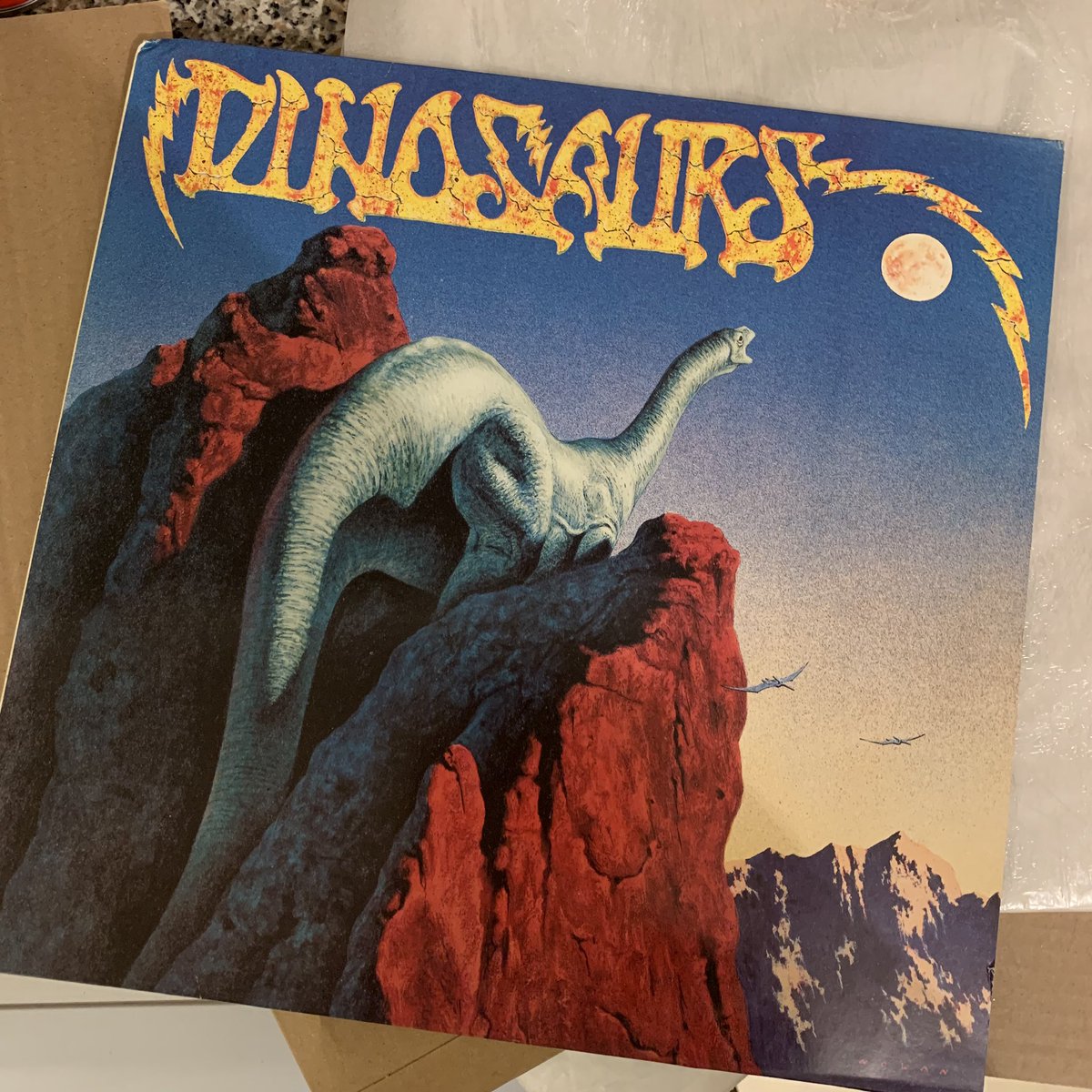 sedsnseismic's tweet photo. It appears the other weekend, after a few drinks (or more), I decided I should start a #dinosaur vinyl #record collection... ridiculously specific, but this showed up in the post this week 😂 🍻 #dinosaurrecord #phdlife #drunkdecisions https://t.co/Zcr3RaJ1IQ