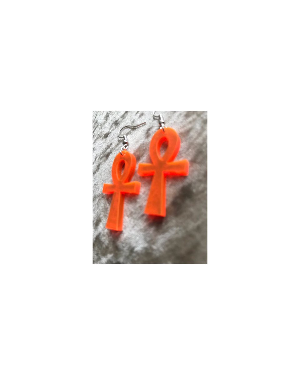 Jerpurity's tweet photo. New neon ankh collection https://t.co/wAawdgUJBx