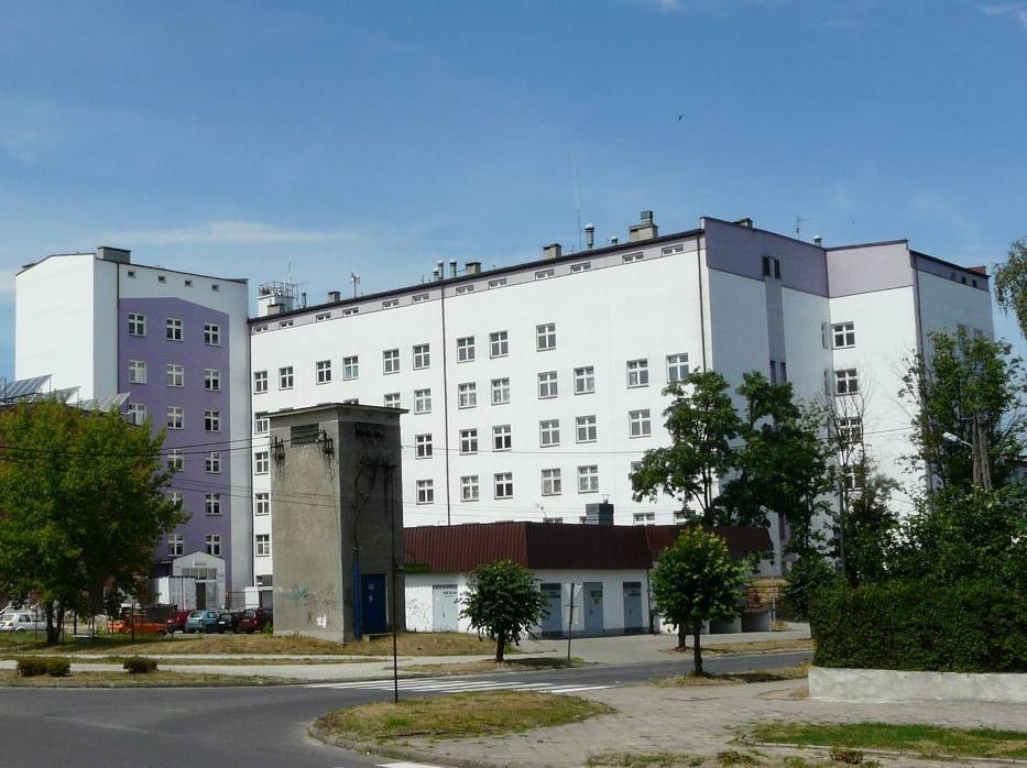 poddebicki's tweet photo. #Szpital w Poddębicach z akredytacją. Poddębickie Centrum Zdrowia dołącza do grona 206 certyfikowanych szpitali! #akredytacja #medycyna 
https://t.co/WTy2DgfCbZ https://t.co/vFvRpizf44