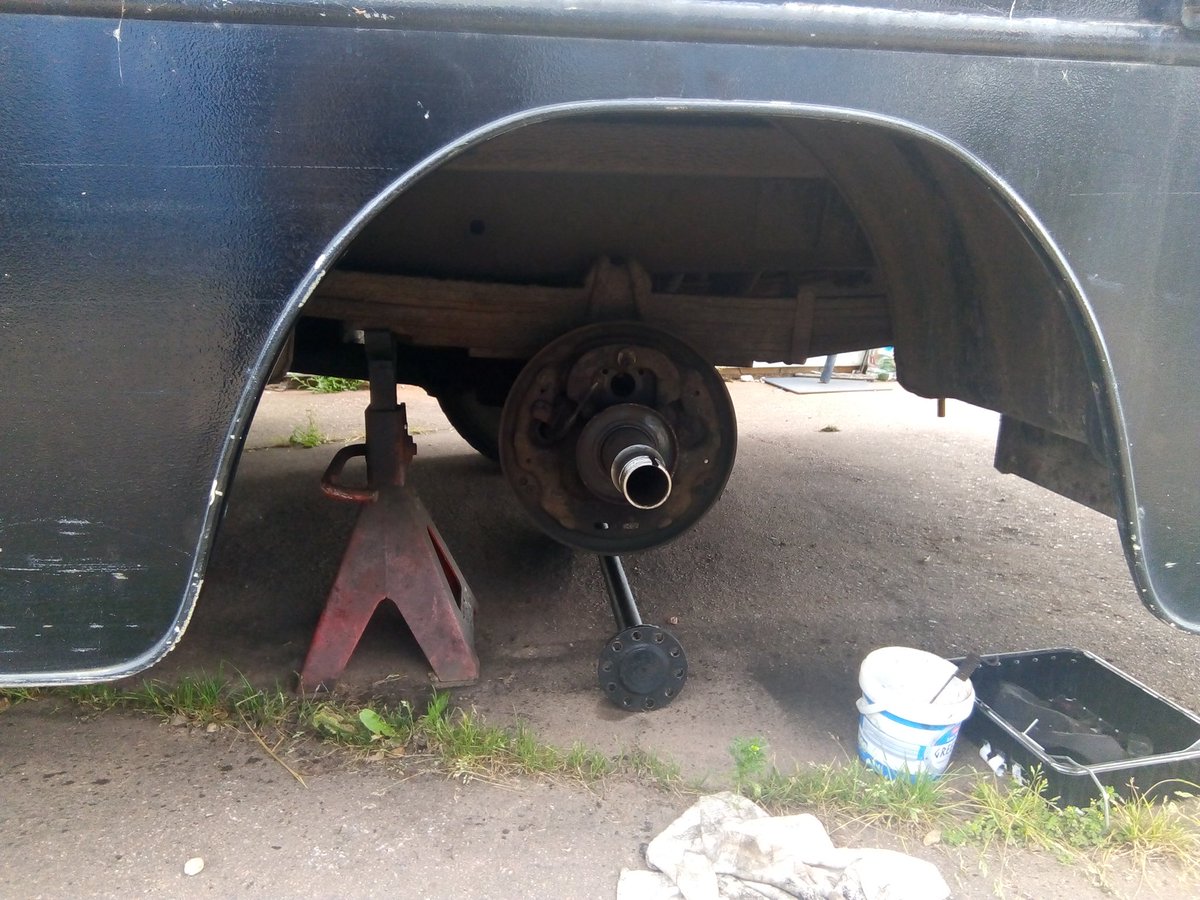10RadioCIC's tweet photo. Ahead of @TauntonFS the 10Radio Outside Broadcast Unit, "Alice" has received a major brake overhaul. Many thanks to Anthony Cowling and Manor Garage for their work on this. https://t.co/cBGr2aYj3x 

#ClassicLorry #communityradio #OBU #Wiveliscombe https://t.co/IQlC4TD9lN