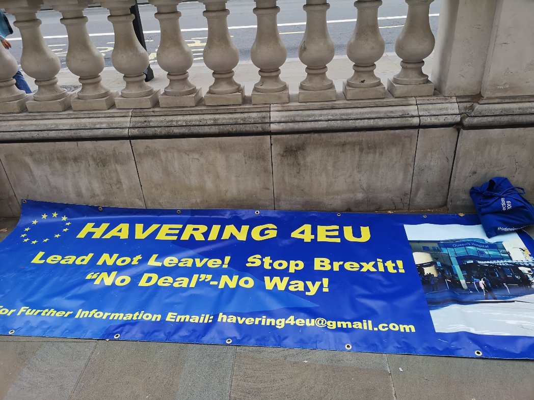 jane_janekeane's tweet photo. Brexit at any cost. Dominic Cummings.
Well look out the window of 70 Whitehall. I have a message for you. https://t.co/y9MEDYeaQq