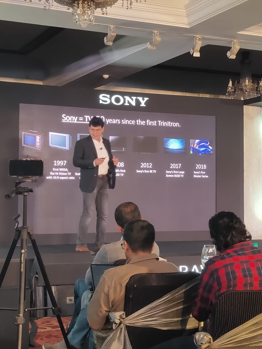 thetechycom's tweet photo. At the @sony_india launch of the Master Series of OLED smart TV!
#SonyMasterSeries #TheUltimateVisualExperience #BraviaOLEDA9G https://t.co/AQHhLEqntn