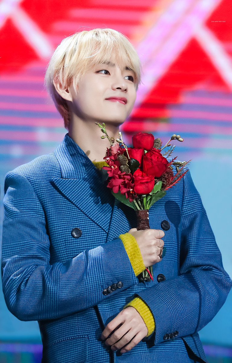 moonchildkingV's tweet photo. 2019/01/06 #GDA_D2 #BTS #ํํ #๋ท #V #BTSV #Taehyung @BTS_twt ๐ https://t.co/alBpDbh2rY
