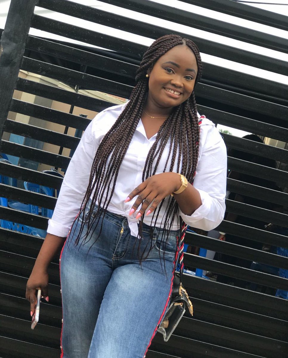 ABYNASH2's tweet photo. TB to when i was still very much a cutie😍😍😍 #braids #BraidLove https://t.co/MdSLOO8pGi
