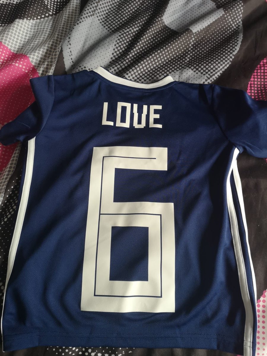 dyet_sharon's tweet photo. @JDhelpteam    

#430605042 ref Order bought a kids Scotland top with name and number on it. Number used are adult sizes numbers and wrong number was put on it?  There’s a 9 on the front and a 6 on the back??? https://t.co/QBwXDYWoO8