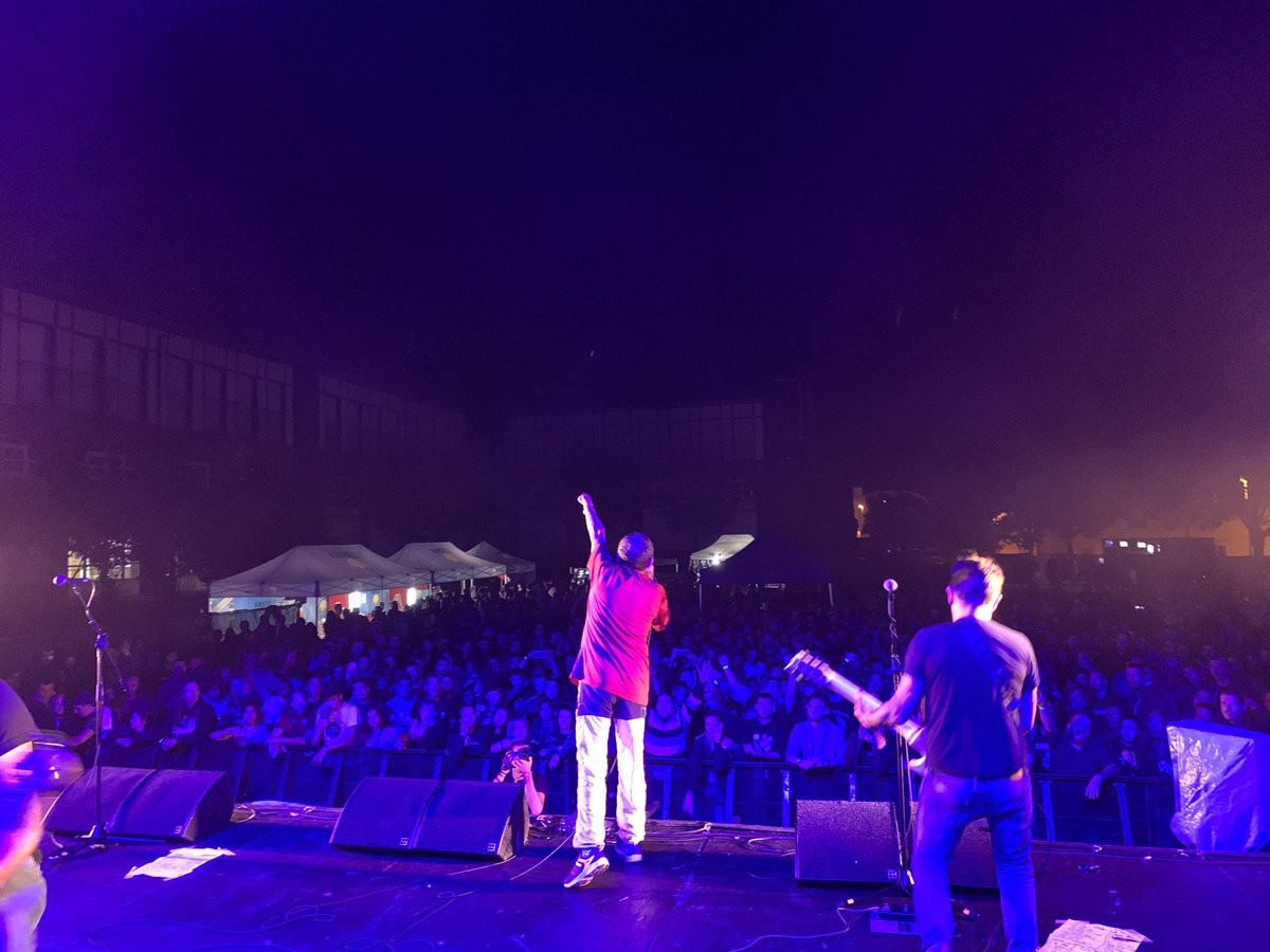 kcps73's tweet photo. @LOSGATILLAZO en #lapueblarock https://t.co/wjFP5H3J4C