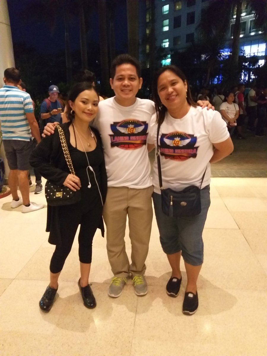 tracyplantlady's tweet photo. Pwede naman tayong friends lahat. 'Wag na kayo mag away-away please π
#Ginebra #NSD #TNTNation #TNTKatropa #PBAfriends #PBALabanKungLaban #PBASemis #PBAonESPN5 https://t.co/fxokE2Dr4W