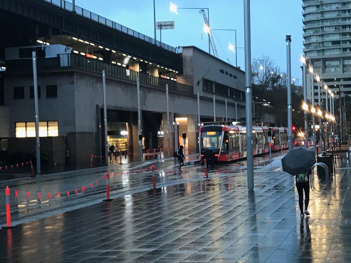 ElizabethEastla's tweet photo. Super exciting to see the first day of light rail testing at Circular Quay! https://t.co/T56i1tA5Wm