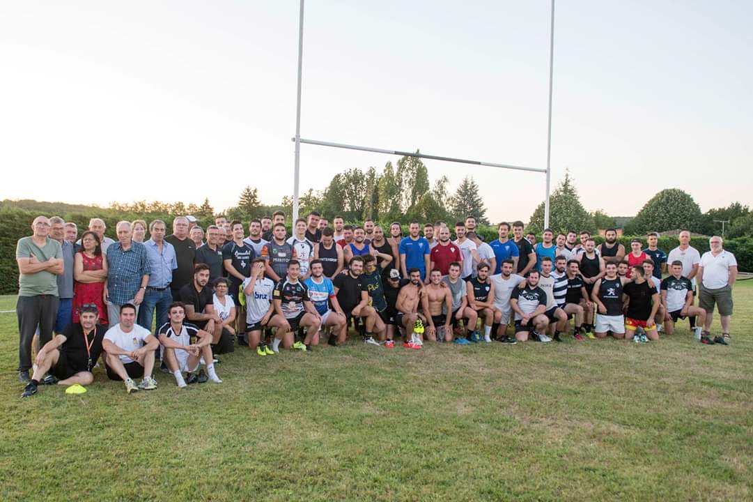 usvl_47's tweet photo. Premier entraînement, l aventure est vraiment commencée #USVL47 #Fédérale3 https://t.co/UHJ6CuVOAX