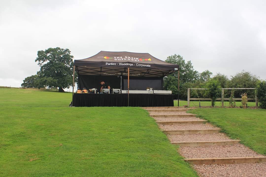 greekoutdoors's tweet photo. @green19creative Thanks 4 following. Bringing something different from the usual #caterers .
#Theatre #Feast #Taste. https://t.co/4RgJsh4jpc