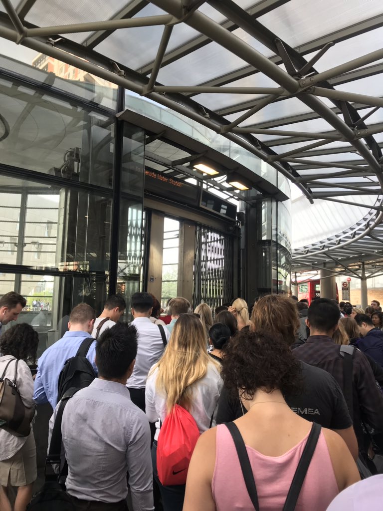 IsabelMyskin's tweet photo. @abhishakemitra @jubileeline 15 minutes ago the station was still completely shut - massive crowd outside, they weren’t letting people in but just out. https://t.co/XxlHW55czc