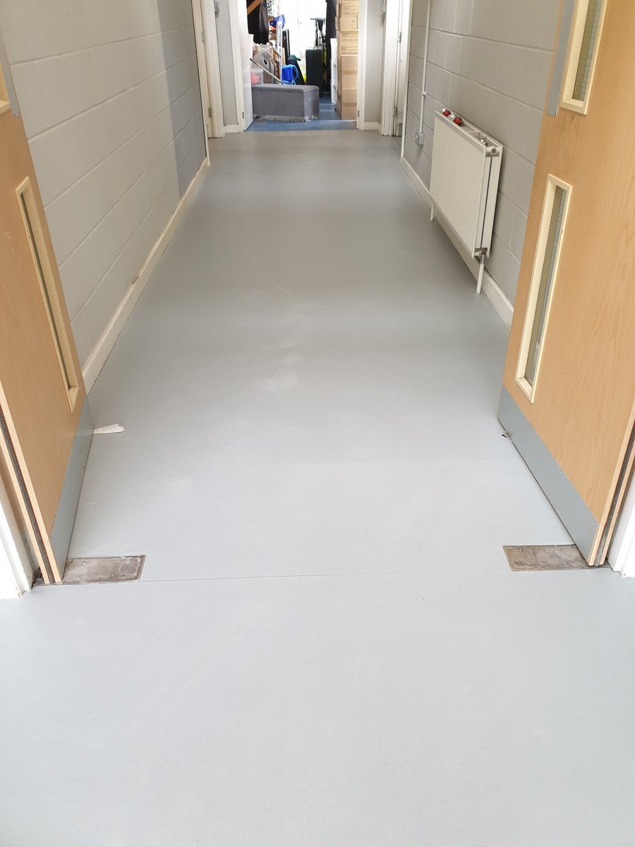 Qcarpets100's tweet photo. Recently completed works to hallways. Uplift and removal of existing Gerfloor floor tiles, subfloor primed and screeded to smooth, with Uni-safe contract vinyl fitted throughout, and new Hong Kong entrance matting. #quedgeleycarpets #unisafe #fball #300HD #hongkong #gerfloor https://t.co/bBO8Yx8GSS