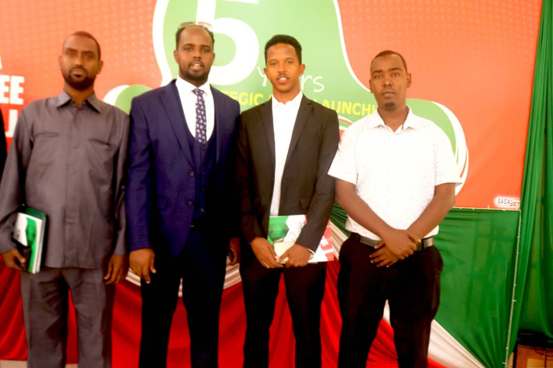 FAAWarfa's tweet photo. Five Years Strategic Plan of SQCC
It is a forum where many dignitaries are invited. The President of the Republic of Somaliland @musebiihi, chairman of the Somaliland Quality Control Commission #SQCC, academics and health organizations, such as #SONDAFO https://t.co/7rR7ELDlbp