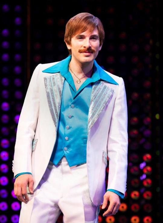 TheKate_TV's tweet photo. More congrats to KATE TV guest, @jarrodspector, who is currently playing Sonny Bono in @The Cher Show! The show hits the road in Oct '20 starting in Rochester, NY.  Check out Jarrod's 2 appearances on THE KATE - solo &amp; w/ wife Kelli Barrett streaming at https://t.co/KtVrx8vnQn https://t.co/7ikoRdNGCj
