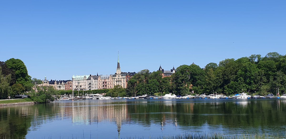 Barni_Noor's tweet photo. A picturesque bus stop in #Blockhusudden and #djurgårdskanalen in #Stockholm 
Great initiative to highlight the diverse beauty of #Sweden by @AlNecal https://t.co/PWsy63eCgn