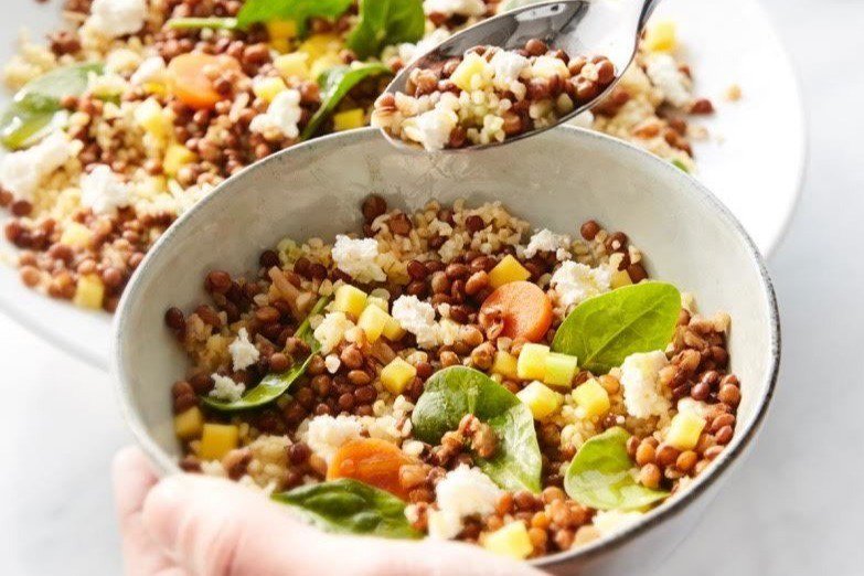 Vous êtes #salade addict ? Alors cette recette de lentilles, boulgour, chèvre et mangue est faite pour vous ! fcld.ly/uumtc6l