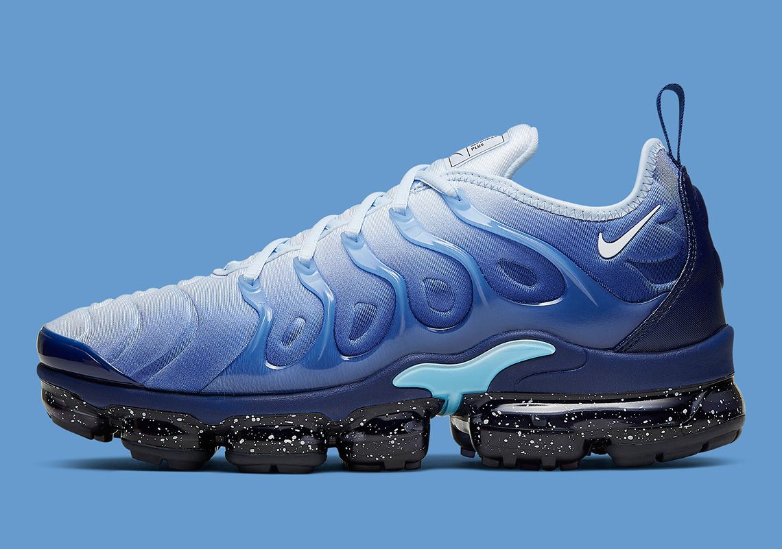 sneaker news vapormax