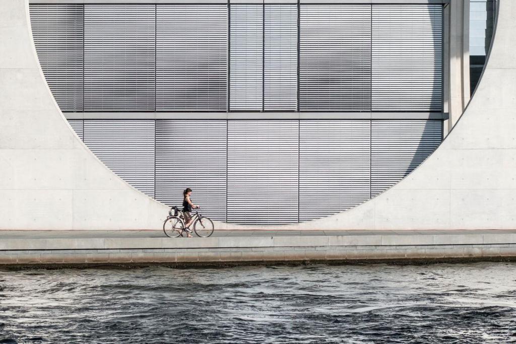 Berlino d’estate brulica di attività ed eventi a non finire, e in questa stagione è capace di mostrare ancor di più il suo lato frizzante. Ecco cosa non perdere in città. smartraveller.it/2019/07/30/ber…