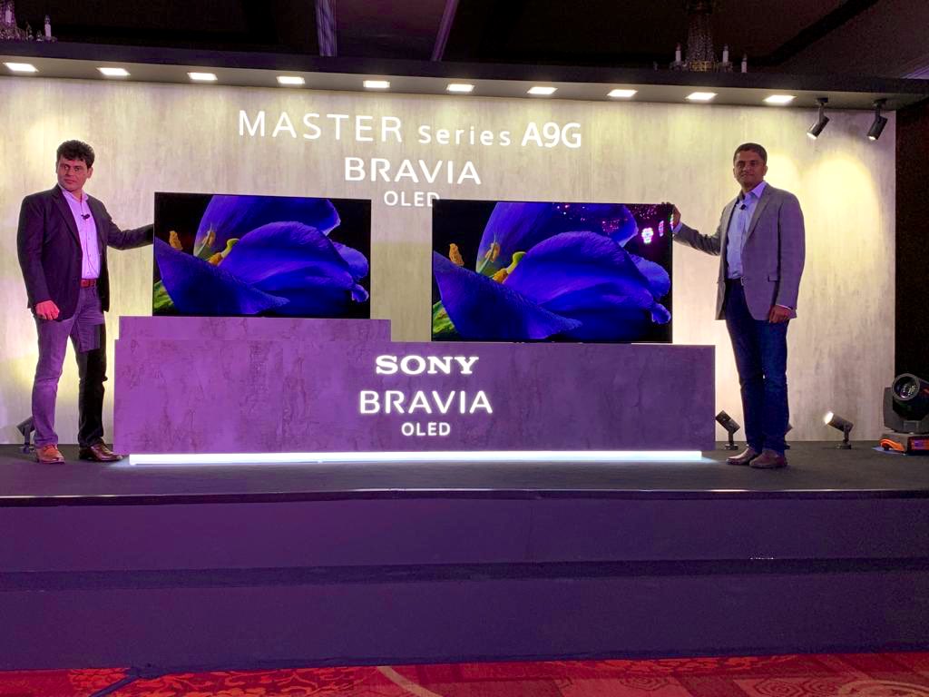 shrutzsharma's tweet photo. #Sony launches two new 4K OLED TVs in India. #SonyA9GBravia & #SonyBraviaA8G priced at
₹2,69,900/- & ₹2,19,900/-. Available via Sony Centres & retail stores from Aug 1st.
#sonymasterseries #TheUltimateVisualExperience #braviaOLEDA9G @sony_india @SonyElectronics https://t.co/mVI7uDUVMf