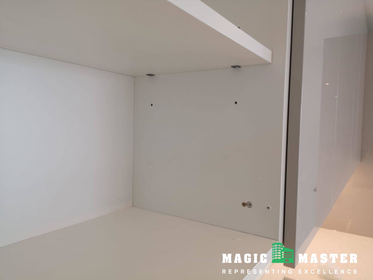 MagicMasterLTD's tweet photo. #MagicMasterLTD Kitchen unit repaired.
#laminate #wood #door #flooring #kitchenunit #kitchen #worktop #tiles #gloss #scratched #bath #sink #showertray #UPVC #stone #spray #sand #coatings #finishing #waterbased #laquer #budget #restoration #construction #customerservice #repair https://t.co/E2baeAUJqX
