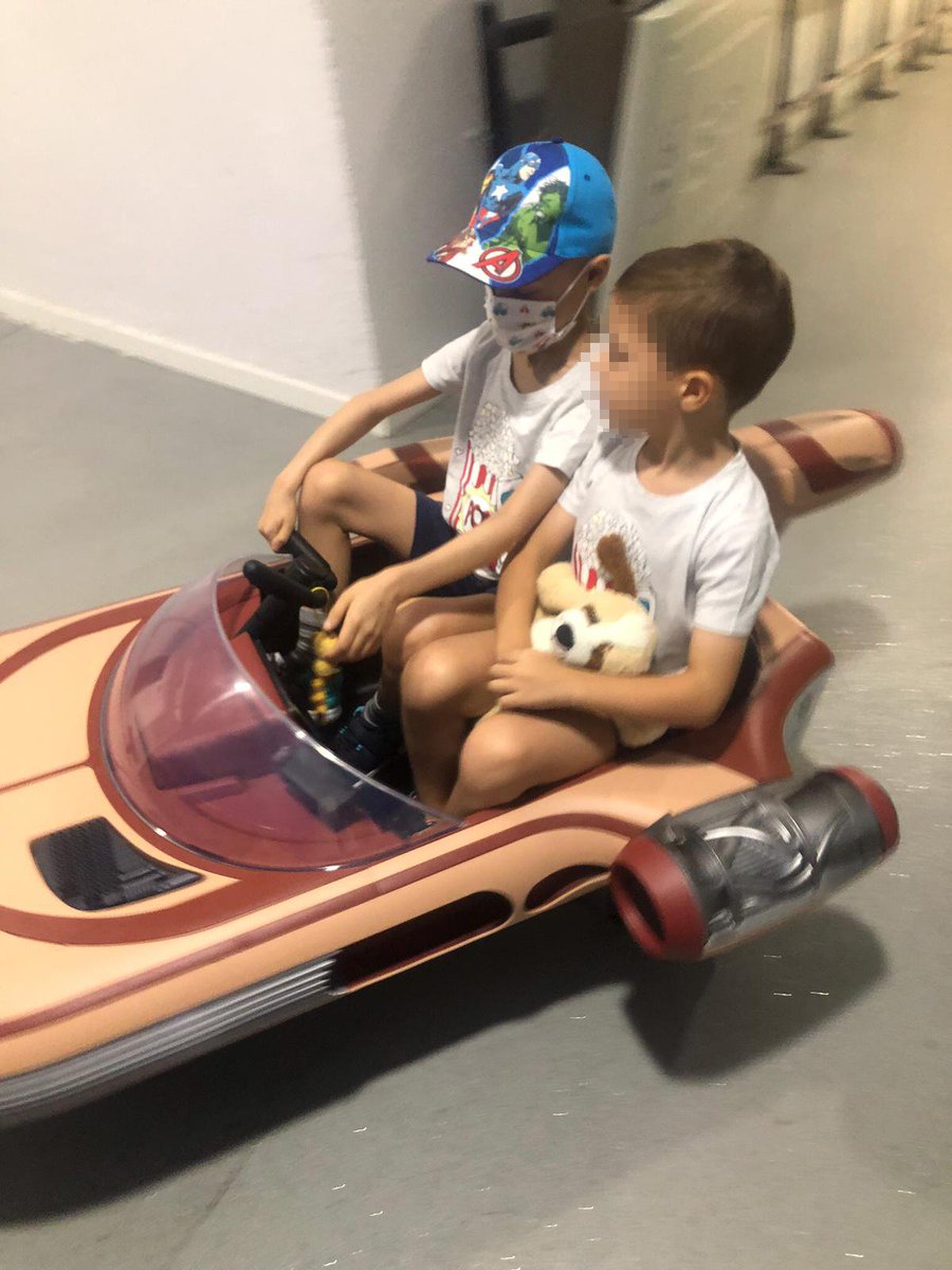 HUReinaSofia's tweet photo. ¡Buenos días! 👦🚗👧 ¡En estos días tenemos los coches donados por la @falborCordoba funcionando a tope! 

Tres niños de #Oncología Radioterápica están haciendo uso de ellos y acudir al tratamiento de esta forma ¡es mucho mejor! #Humanización #HumanizaciónReinaSofía https://t.co/uhw1IQqMdl
