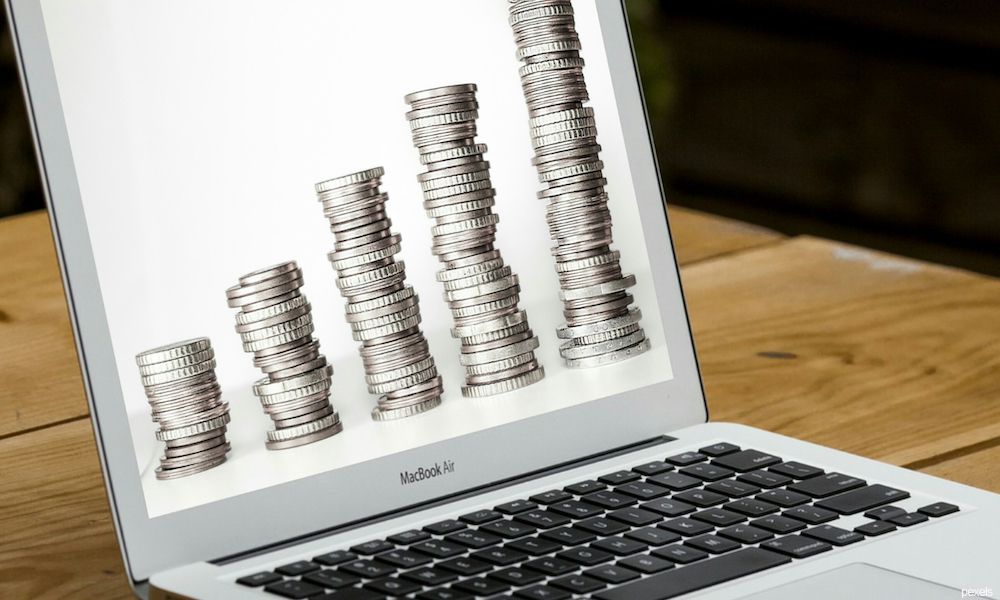 riseofdigital's tweet photo. Sometimes finance is what it takes to help businesses get off the ground. Whether funding is needed for marketing, advertising or staff, it's often the key to success. https://t.co/K33upPLzOD @businesstalk #businessfunding #startups #ReimaginingDigital https://t.co/pbYAbGjPUk