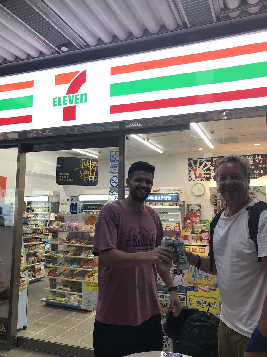 dkb_dean's tweet photo. When you can’t walk past a 7/11 without needing a livener #beerproblems https://t.co/d7pfiEtRc2