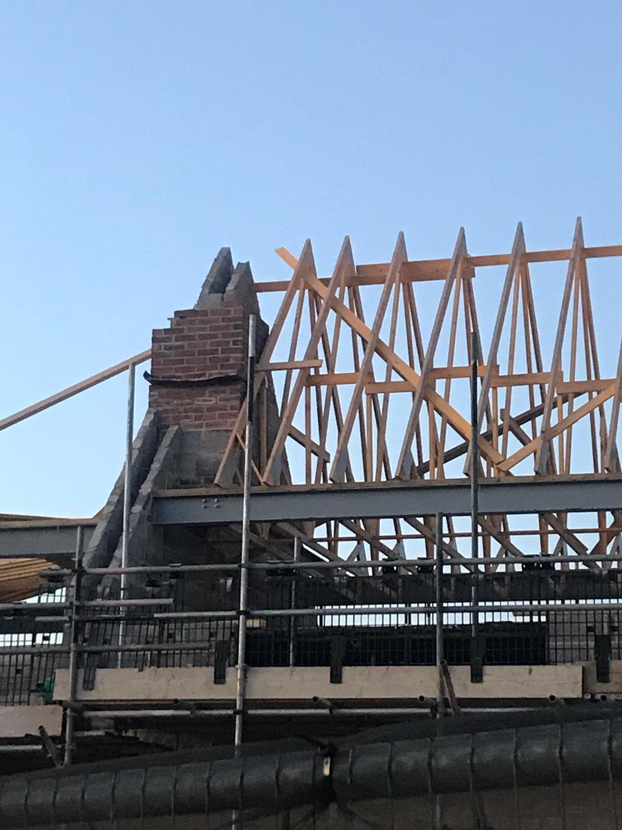 frankcwebster's tweet photo. Today I’ve been talking to @bbcox Jerome Sale and  @bethan_27 about a resilient local housing market - ‘stable but not strong’ - despite Brexit uncertainty but with opportunities for both buyer &amp; seller alike #ukhousing #Oxford # https://t.co/IyUnYLag6v
