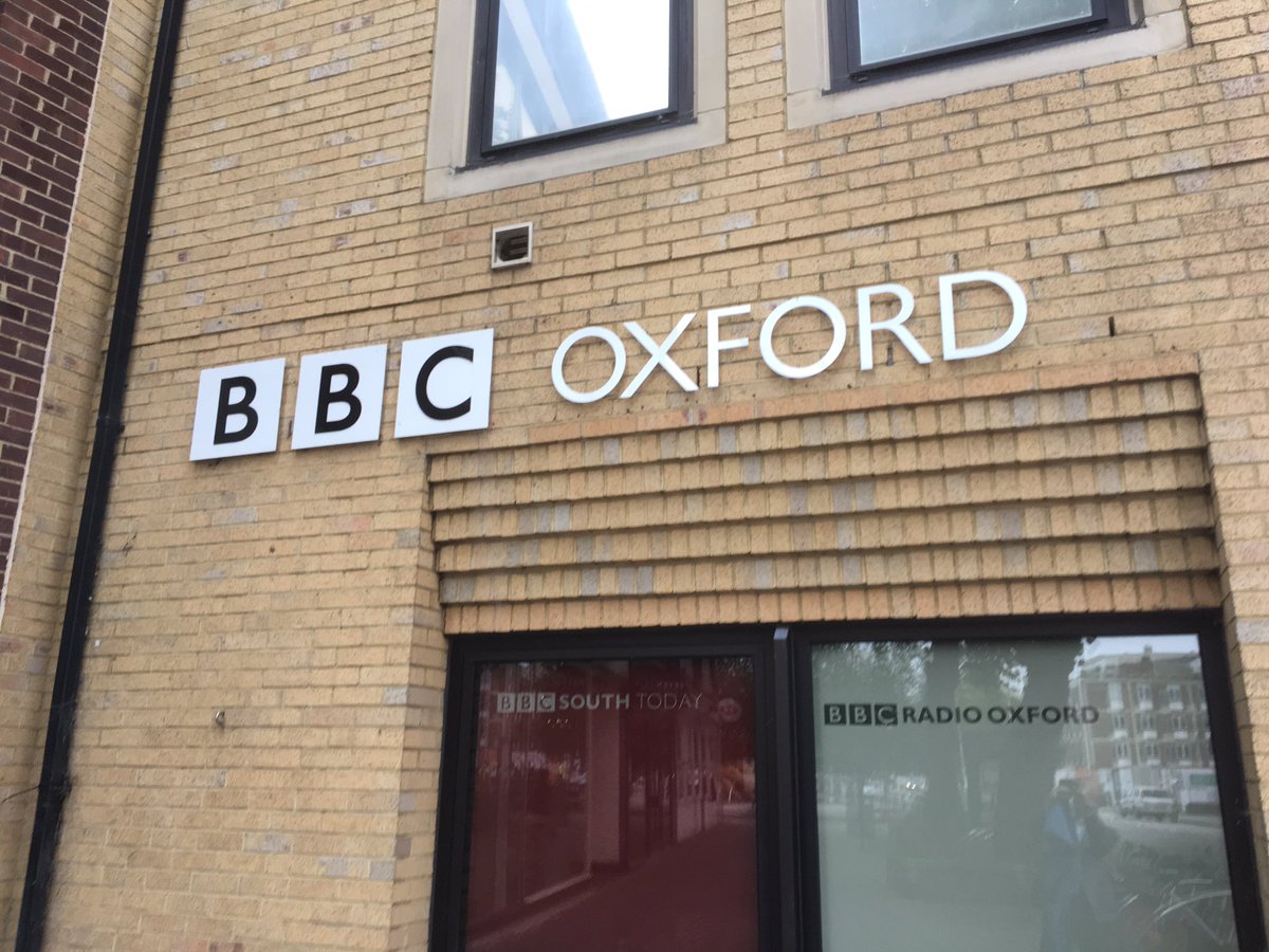 frankcwebster's tweet photo. Today I’ve been talking to @bbcox Jerome Sale and  @bethan_27 about a resilient local housing market - ‘stable but not strong’ - despite Brexit uncertainty but with opportunities for both buyer &amp; seller alike #ukhousing #Oxford # https://t.co/IyUnYLag6v