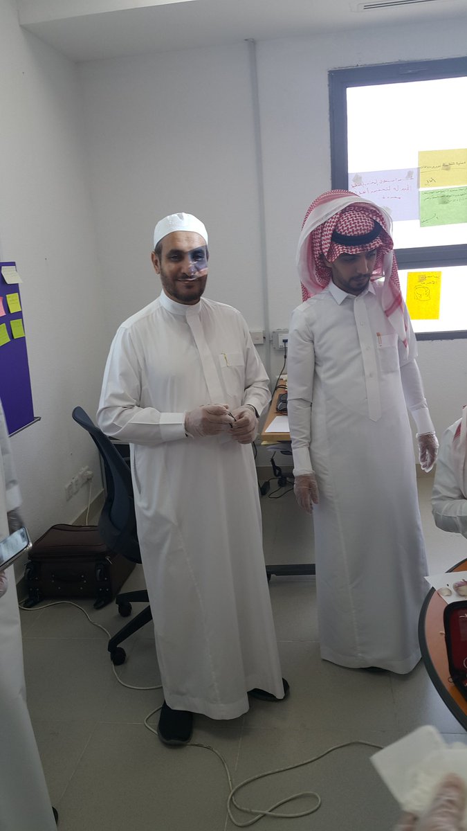 Trainingnorthj1's tweet photo. ختام برنامج (أسرار المجاهر ) 
المدرب / حسين عمر دقاس https://t.co/b9jteB3ak7