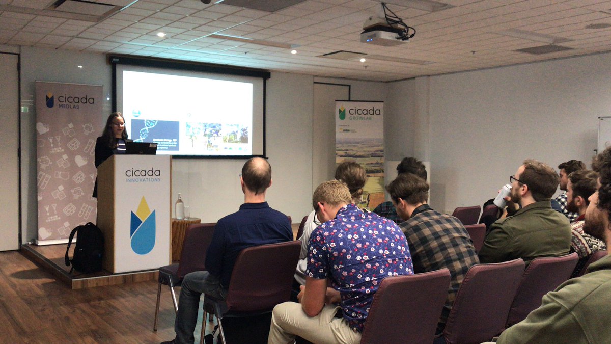 synbiosyd's tweet photo. So happy to have @claudiaevickers to speak about #synbio and the #bioeconomy at #synbiosyd https://t.co/ypNFIN6qZt