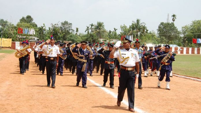 Bandazia's tweet photo. Assam Police Band passing out ceremony https://t.co/FFnzXYqOOk