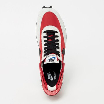 SneakerNews_82's tweet photo. UNDERCOVER x Nike Daybreak
Release Date: August 1st, 2019
$170
Color: University Red/Black/Spruce Aura
Style Code: CJ3295-600
https://t.co/zV2SHzmEx1  
Easier to buy with proxy: https://t.co/SUkORrSOtu https://t.co/bT4Rml4L7x