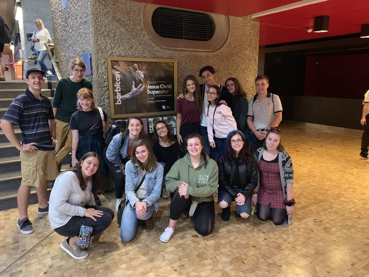 aedfringe's tweet photo. Amazing time in London for our students. Headed to #Edfringe now! #MakeYourFringe #AHSTF2019 https://t.co/RYGT5PY5oe