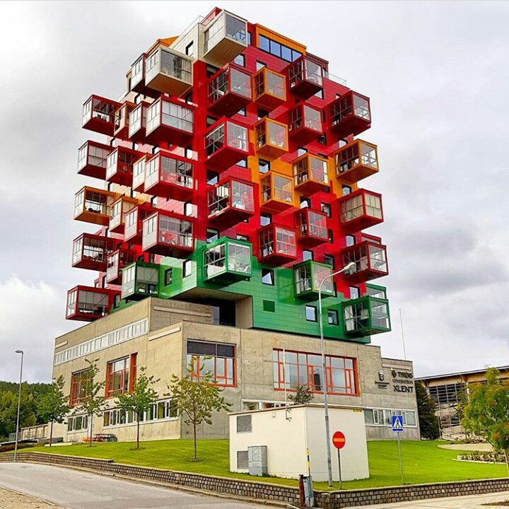 actioncat1226's tweet photo. credit due to @/jessikakendsy, @/trollhare, @/holmen_hakan, and @/haznewz (in order) on instagram. using these pics as references so i can buld it in minecraft 😅 it's a complex architectural build in sweden called "ting1" https://t.co/HnCsnrqQIe