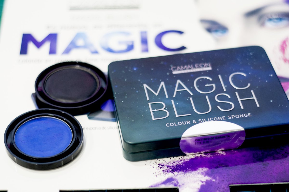MiFarmaciaSalud's tweet photo. Pon color a tu verano con cosmética @camaleon_spain : labiales, blush, concentrados cosméticos faciales, sérum para bolsas y ojeras y bálsamos y exfoliantes labiales https://t.co/8HlQtBTal8 #dermofarmacia #beauty #camaleoncosmetics https://t.co/2yfqdWBdC5