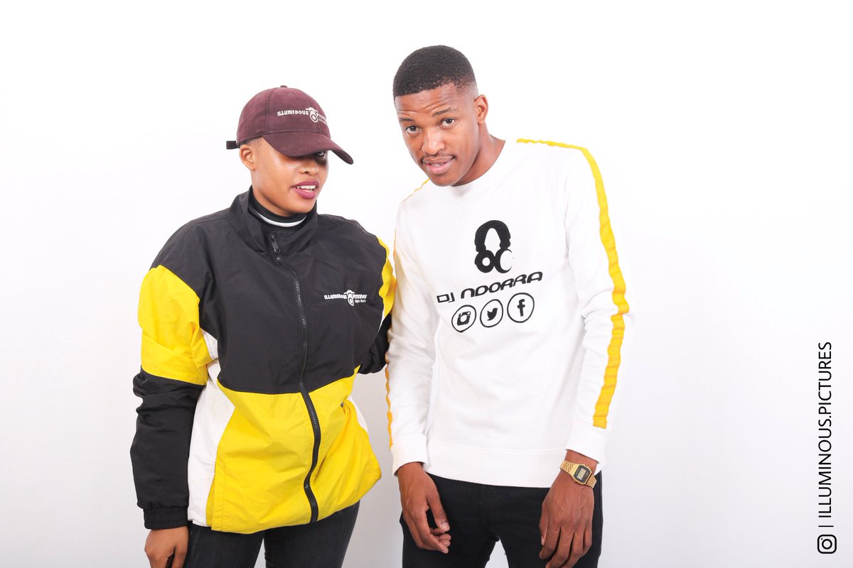 IlluminousPic's tweet photo. A good snapshot📸 keeps a moment from running away ✨🌈 #primierpro #photography #photographer #camera #canon #studio #deejay @ndorra_the_dj_ @deejay_ndorra1 https://t.co/Ef610ncLQU