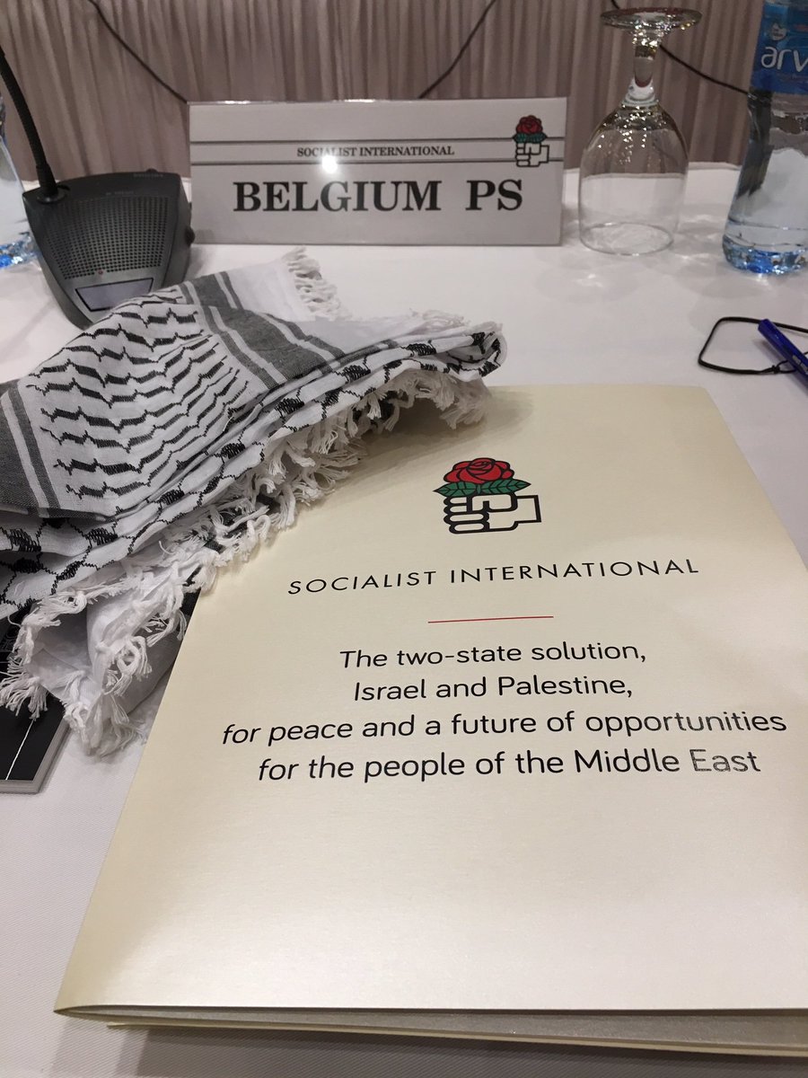 BAEduPS's tweet photo. Premier jour de la réunion de l’Internationale socialiste pour la paix et la défense de la solution à deux États en présence de Mohammad Shtayyeh, Premier ministre palestinien, et de Colette Avital, Vice-Présidente de l’IS et représentante du Meretz #Ramallah #TelAviv https://t.co/AwZQNUXoQi