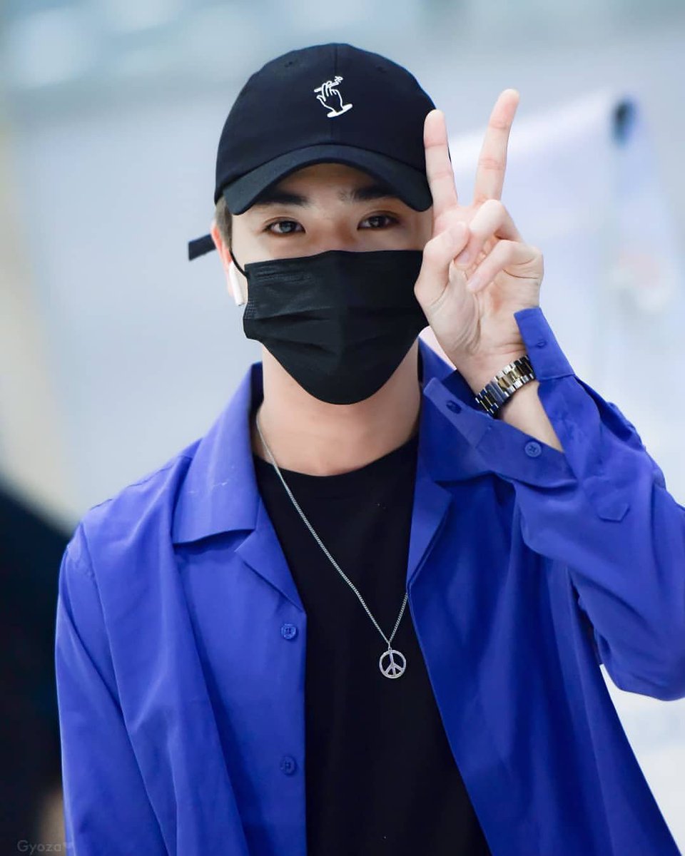 perthtanapon_pe's tweet photo. 【INSTAGRAM ||300719】Actualización de #PERTH en su cuenta personal.
🖤
#thxpic
Cr. Perthppe
Re. Perth Tanapon Peru
#WelcomeHomePerth #PerthTanapon #PerthSaintSation #TRIGON https://t.co/WEbHQ8SLi1