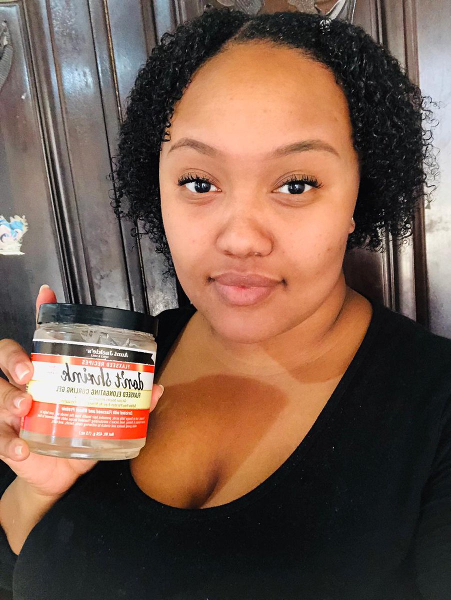 wash and go @AuntJackiesCC  @AuntJackies_SA 
one of my favourite gels.  #dontshrink #curlboss #washngo #3chair #glowingskin #kinkyhair #coilyhair #curlyhair #kinkycurly #curlycommunity #loveyourmane #naturalhairrocks #naturalista #hairporosity #curlynatural  #healthy_hair_journey