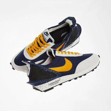 Nicesupreme's tweet photo. This navy and gold colorway of UNDERCOVER's Nike Daybreak will hit retailers on August 1st 
https://t.co/ex25MbGyym
Proxies: https://t.co/YYBcJXqA0t https://t.co/PxYGA6jAF4