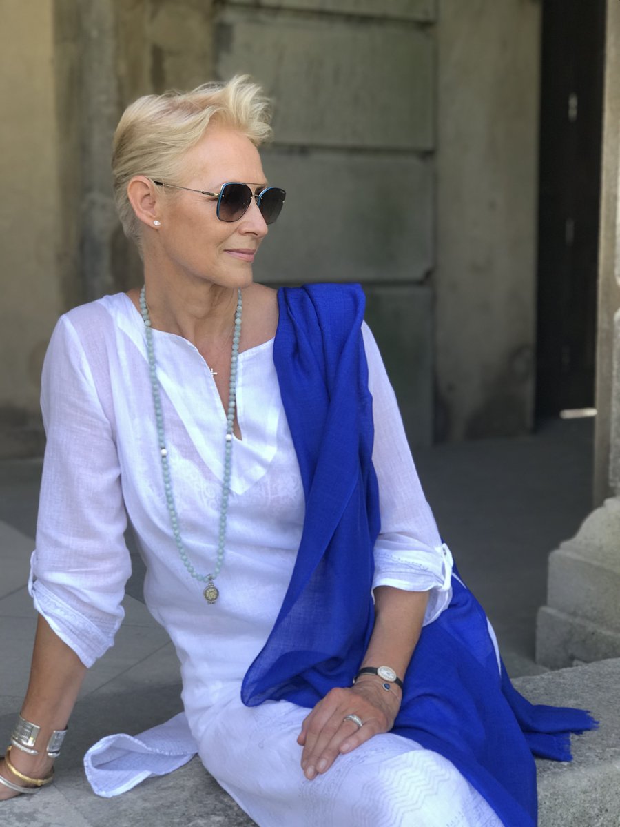 CRCashmere's tweet photo. NEW Cashmere &amp; Silk Wraps - Perfect accessory for summer holidays! Handwoven on traditional wooden looms. 60% cashmere/ 40% silk - Santorini
https://t.co/qkhY6avGjp https://t.co/bcfs2XK6Ml
