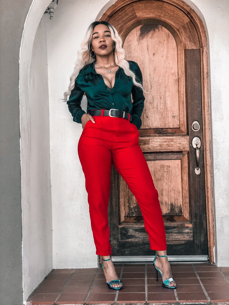 cici_worldwide's tweet image. When one door closes another opens.. #workbound