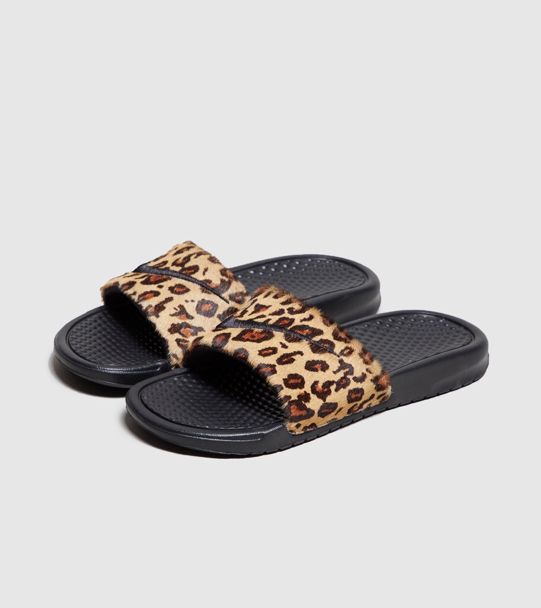 nike benassi animal