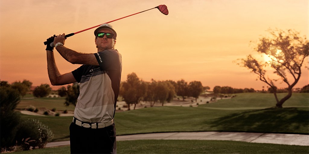 davethepro's tweet photo. See what the pros see with the #Oakley #PrizmLine range! The absolute essentials for summer golf 😎 Get them now using our #ClickAndCollect solution! Click the link below and order your favourites directly to #GansteadParkProShop ☺ 
https://t.co/6rx9STYSh2 https://t.co/CmjyUUQY3d